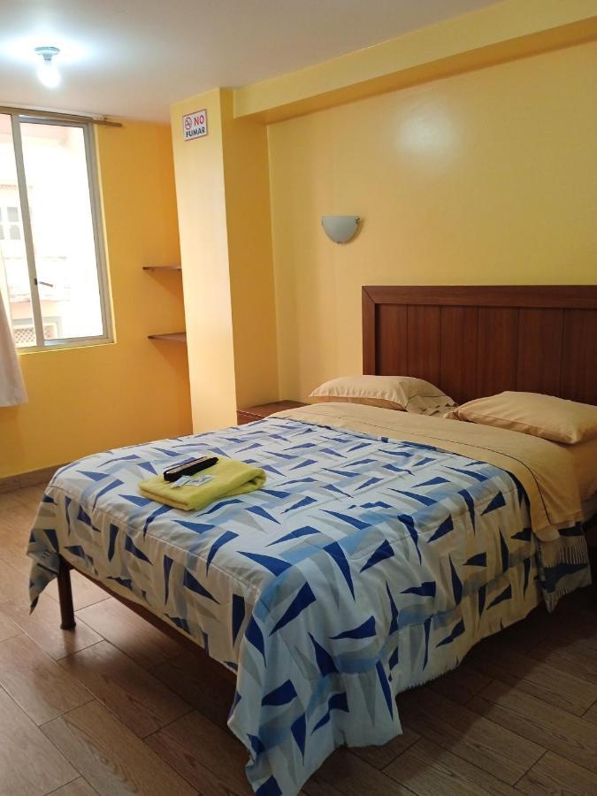 Hotel Residencial Miraflores Loja Esterno foto