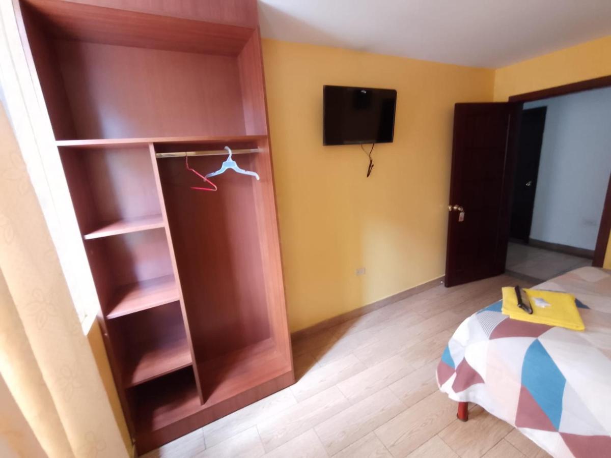 Hotel Residencial Miraflores Loja Esterno foto